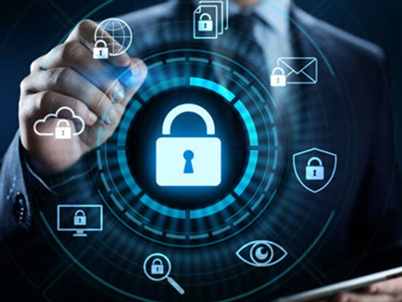 Hình ảnh minh họa email lừa đảo (phishing) với các cảnh báo về nguy cơ an ninh mạng.